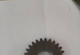 1 ряд шестеренок 27 зубьев редуктора хода Kayaba Kubota