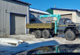 Бортовой Урал 4320 с КМУ в сборе