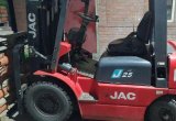 Вилочный погрузчик JAC 2013г в Таганроге