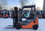 Вилочный погрузчик Toyota 8FG18, 2006 в Красноярске